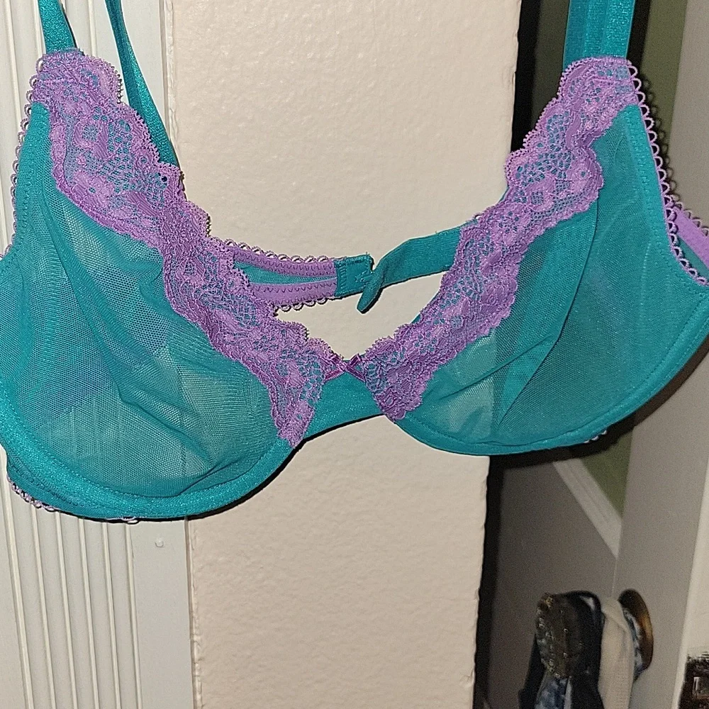 Victoria's Secret Tease Unlined Demi Bra, 34C - Picture 2 of 4